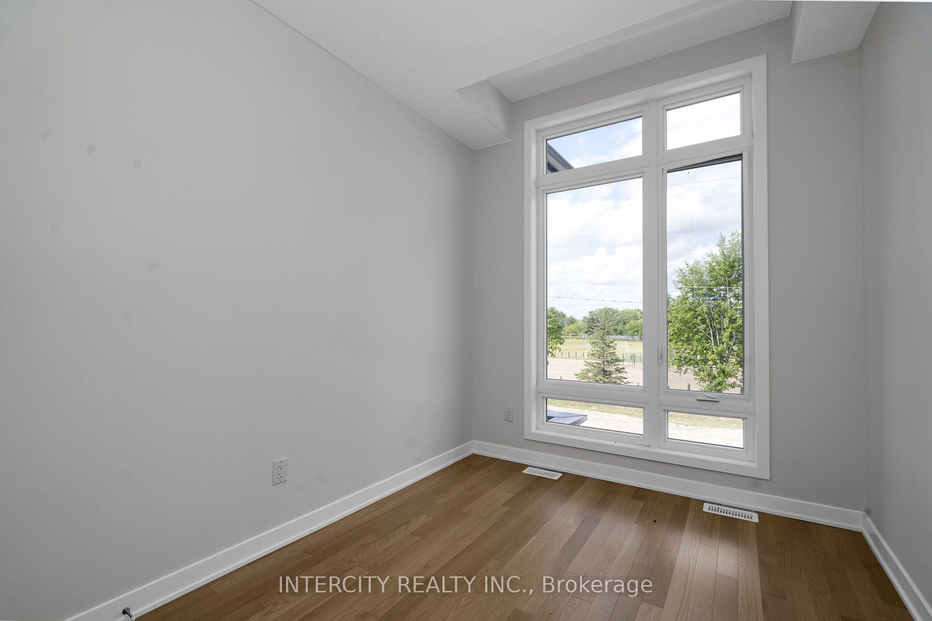 Photo 19 of Unit 18-90, 604 Glasgow Road, Caledon, Bolton West — HOMEH