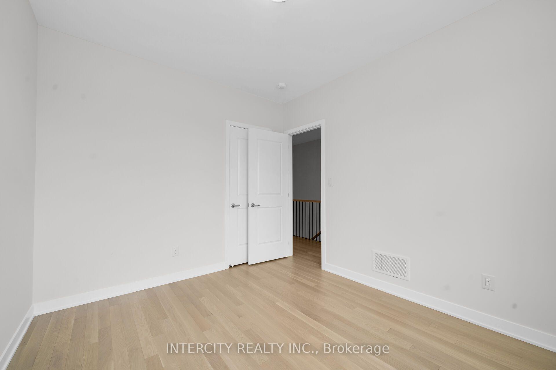 Photo 22 of Unit 18-90, 604 Glasgow Road, Caledon, Bolton West — HOMEH