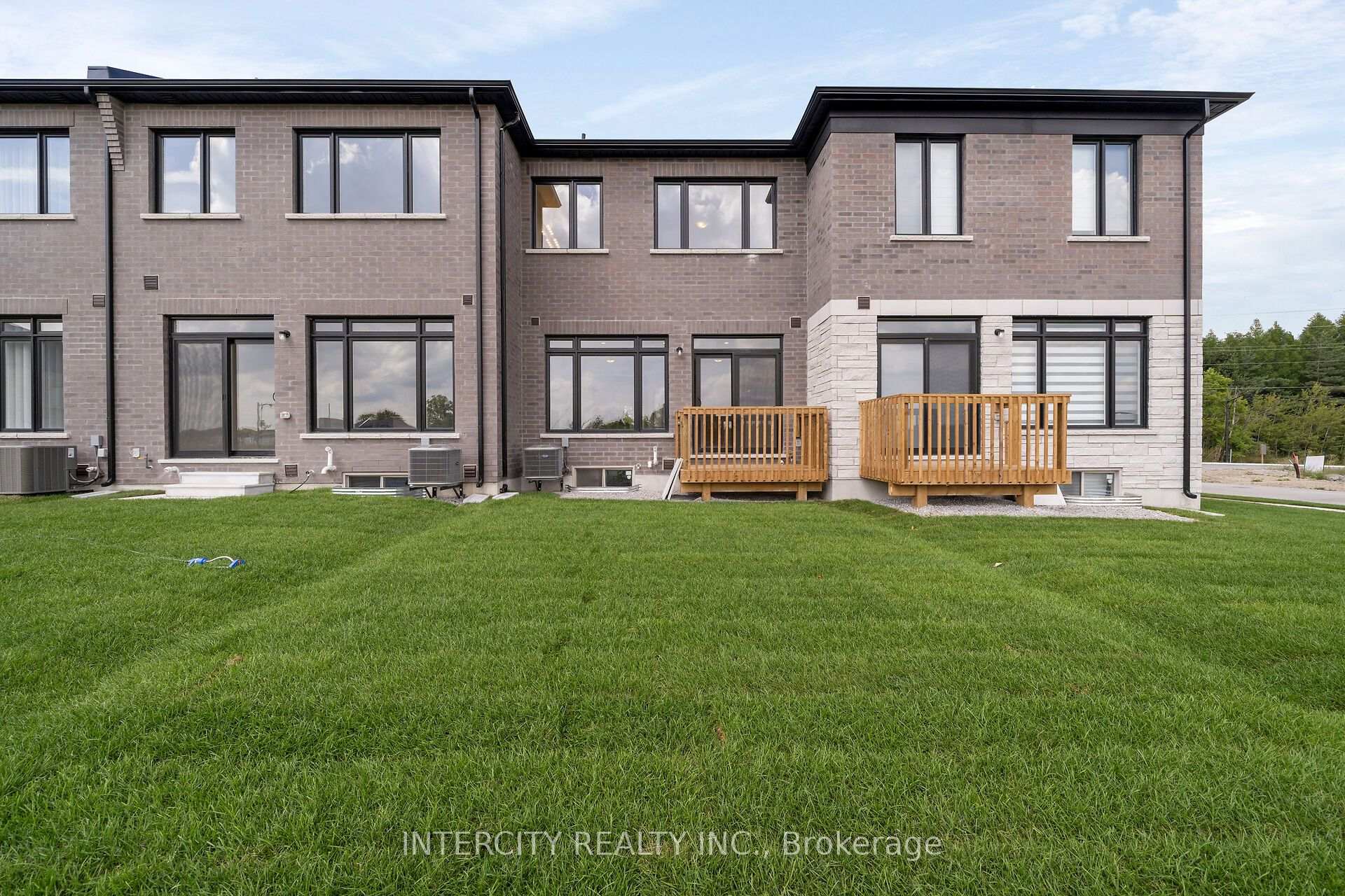Photo 26 of Unit 18-90, 604 Glasgow Road, Caledon, Bolton West — HOMEH