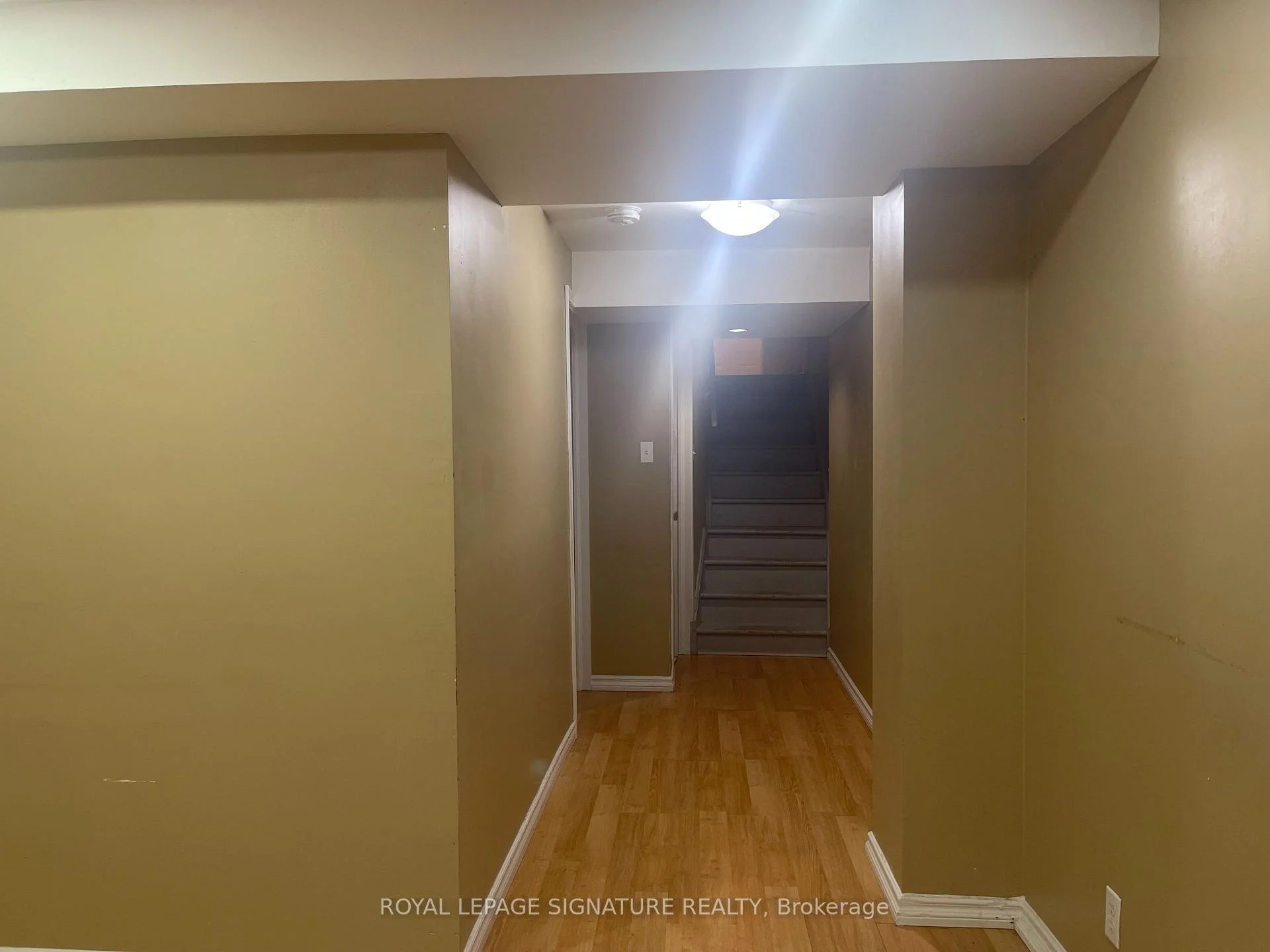 Photo 7 of 37 Whiteface Crescent, Brampton, Fletcher's Meadow — HOMEH