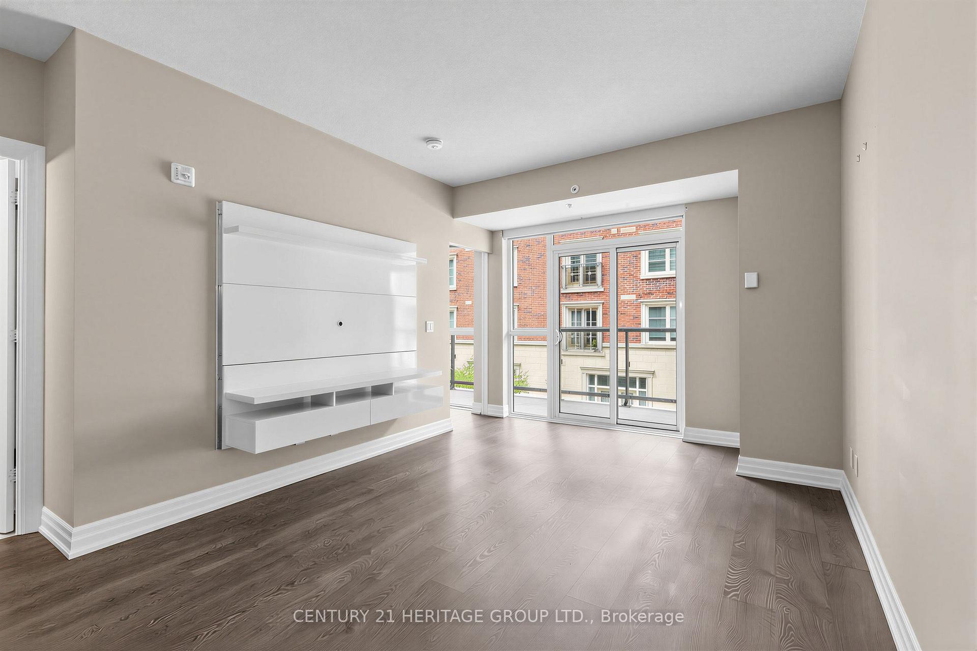 Photo 8 of Unit 212, 50 Ann Street, Caledon, Bolton West — HOMEH