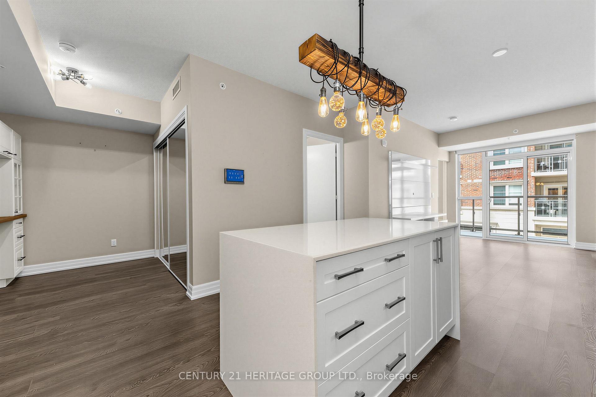 Photo 14 of Unit 212, 50 Ann Street, Caledon, Bolton West — HOMEH