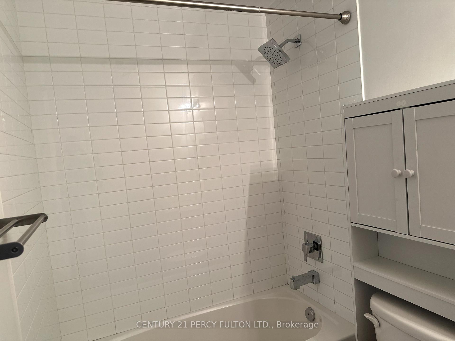 Photo 12 of Unit 324, 35 Southshore Crescent, Hamilton, Lakeshore — HOMEH