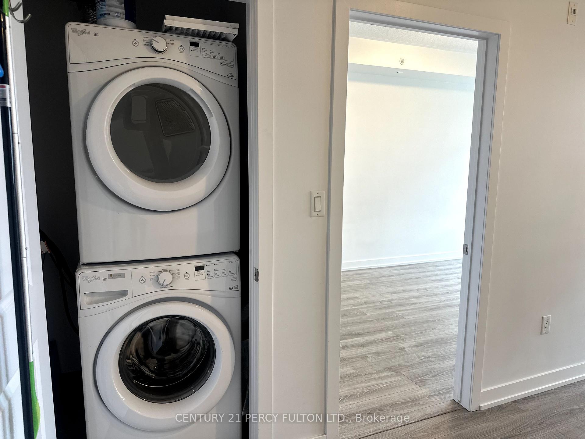 Photo 15 of Unit 324, 35 Southshore Crescent, Hamilton, Lakeshore — HOMEH