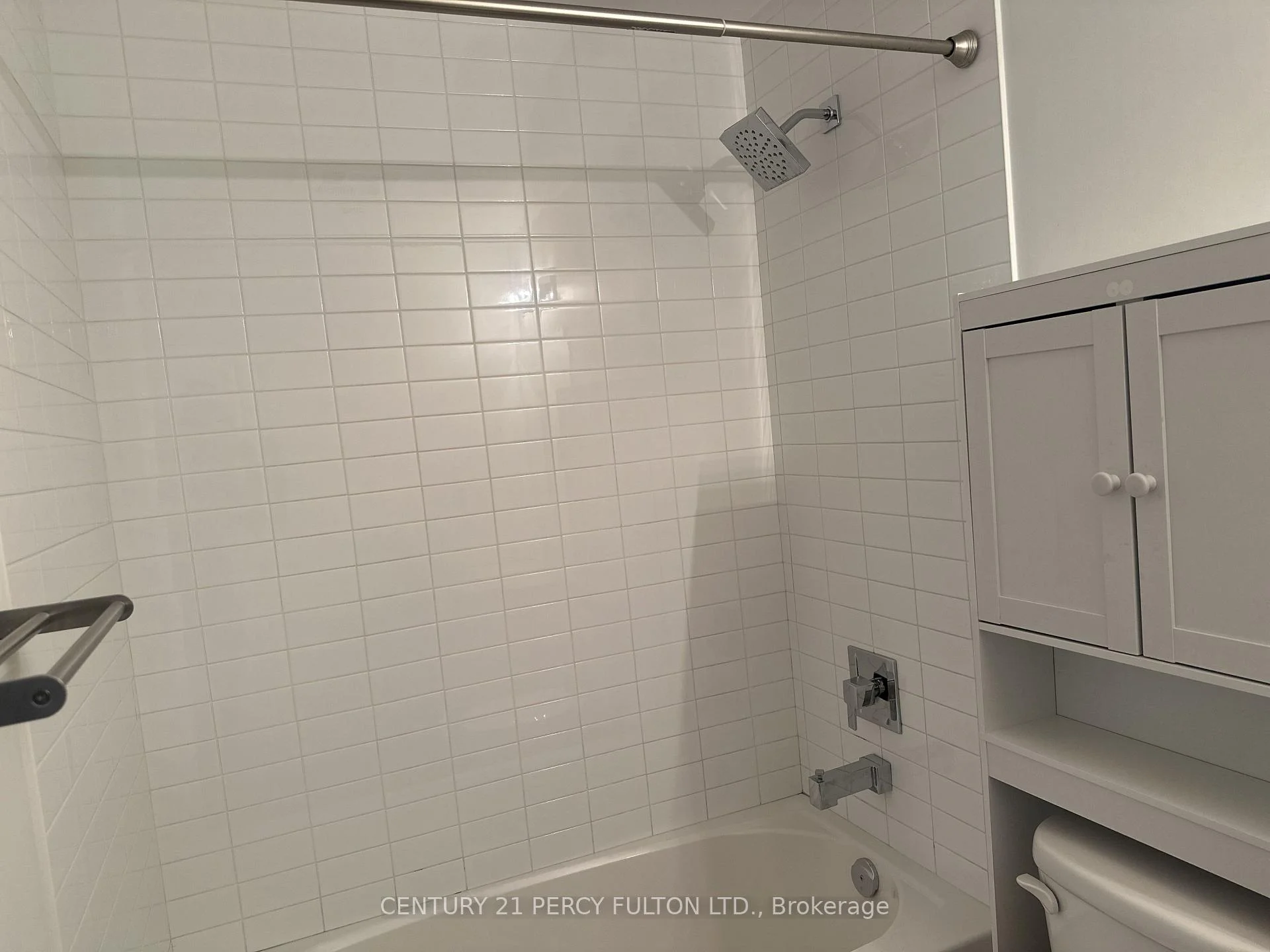 Photo 13 of Unit 324, 35 Southshore Crescent, Hamilton, Lakeshore — HOMEH