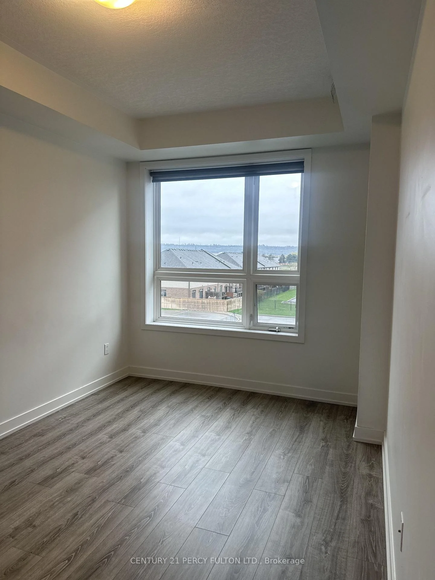 Photo 17 of Unit 324, 35 Southshore Crescent, Hamilton, Lakeshore — HOMEH