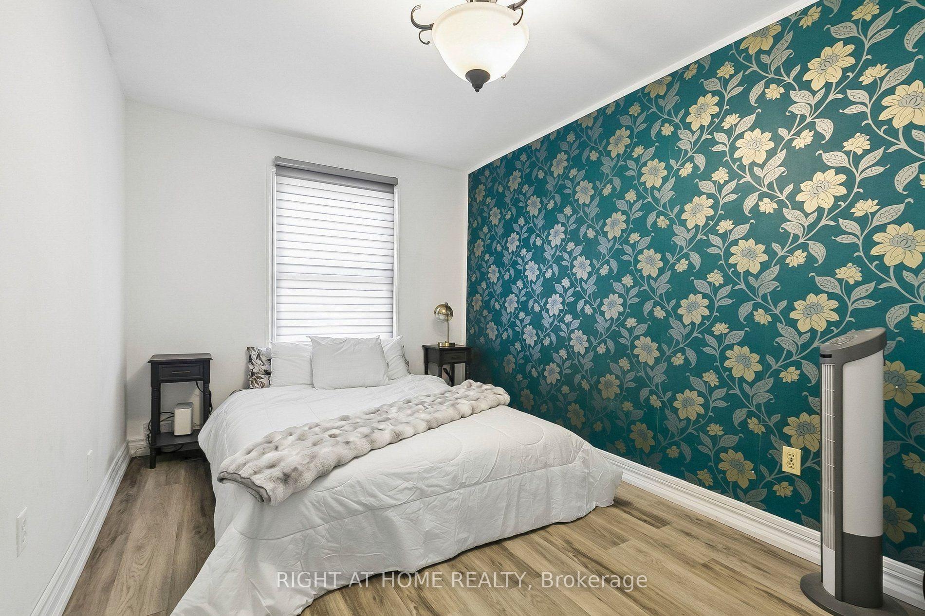 Photo 20 of 12 l'amoreaux Drive, Scarborough, L'Amoreaux — HOMEH