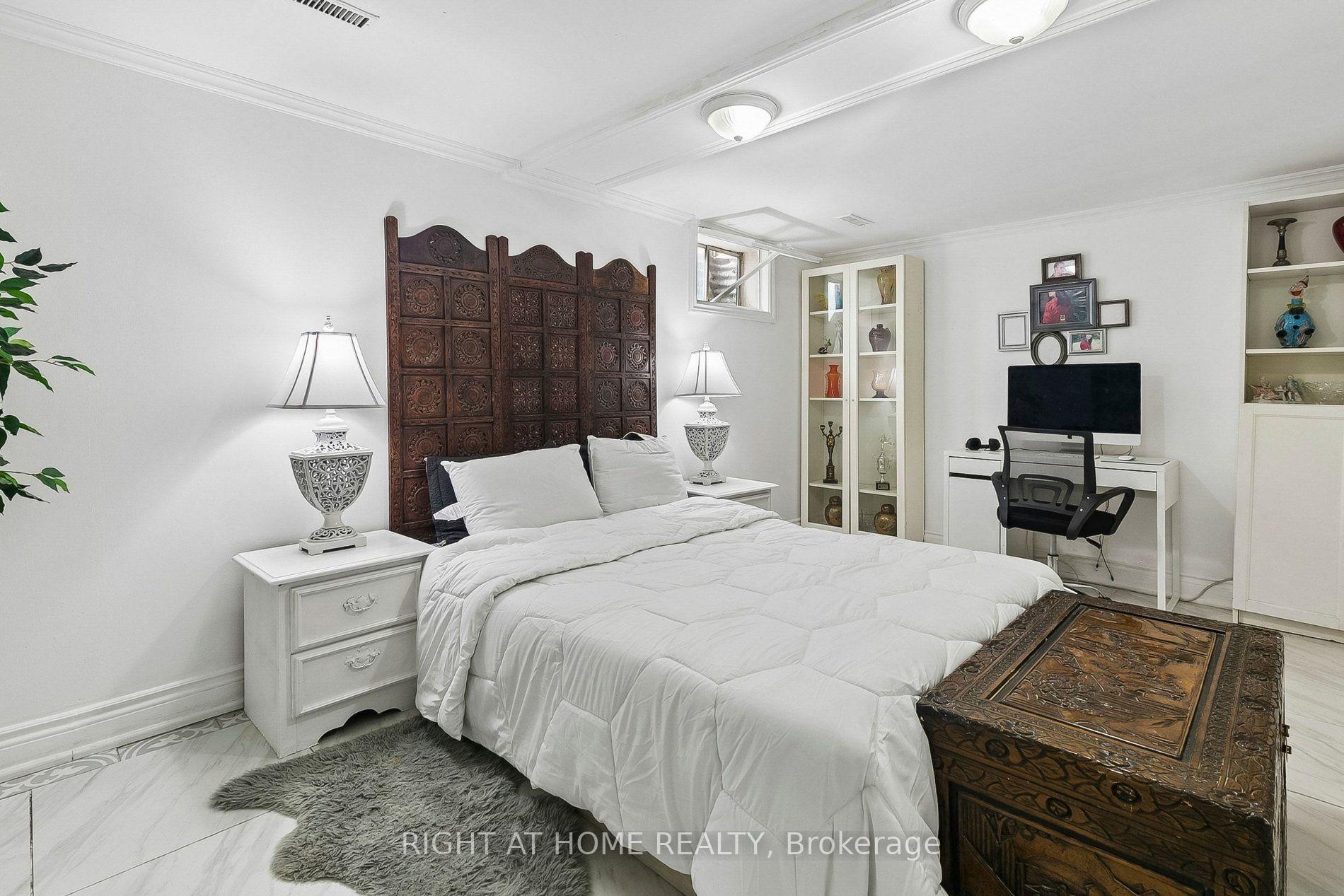 Photo 26 of 12 l'amoreaux Drive, Scarborough, L'Amoreaux — HOMEH