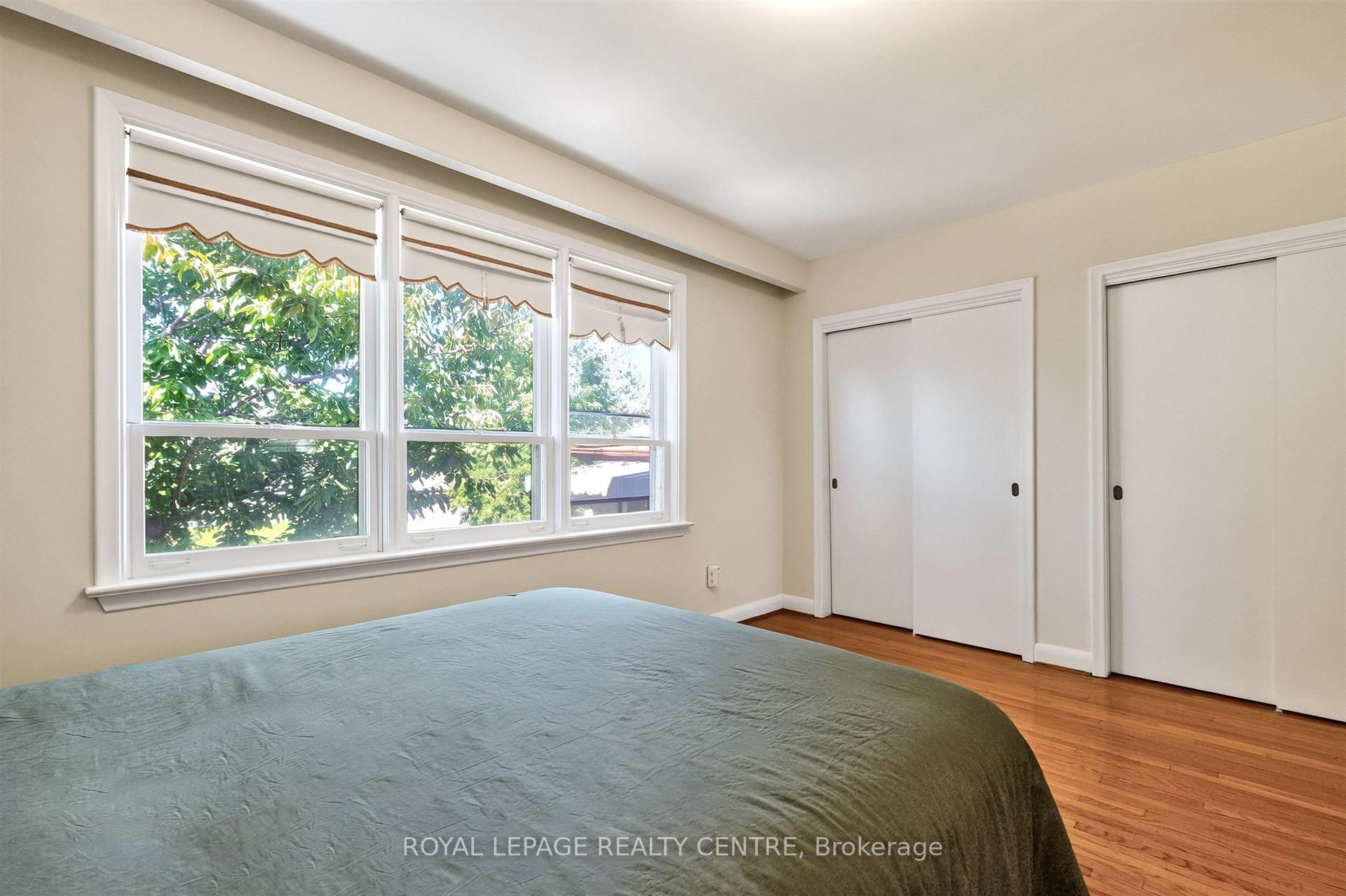 Photo 15 of 22 Euphrasia Drive, North York, Yorkdale-Glen Park — HOMEH