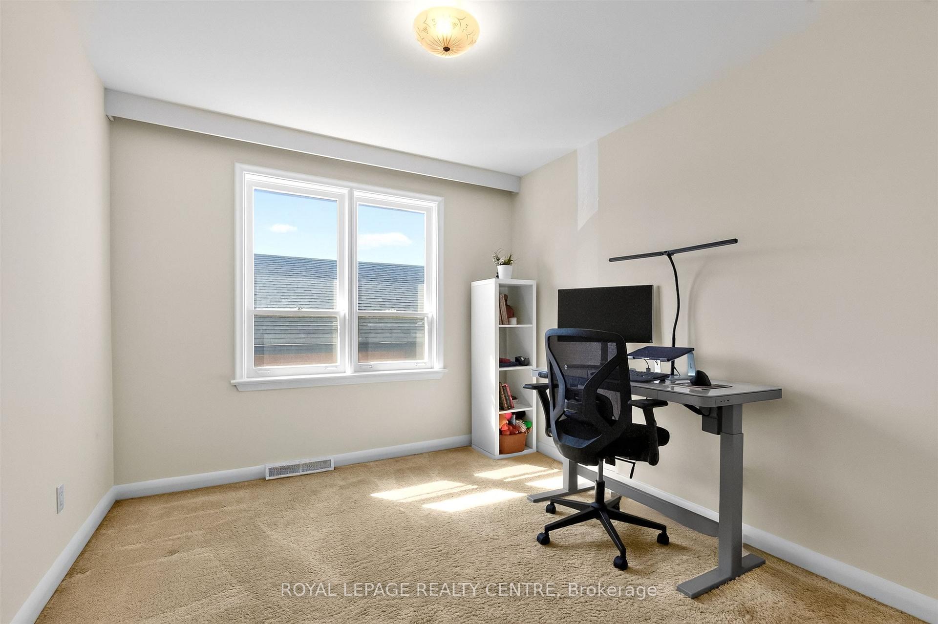 Photo 16 of 22 Euphrasia Drive, North York, Yorkdale-Glen Park — HOMEH