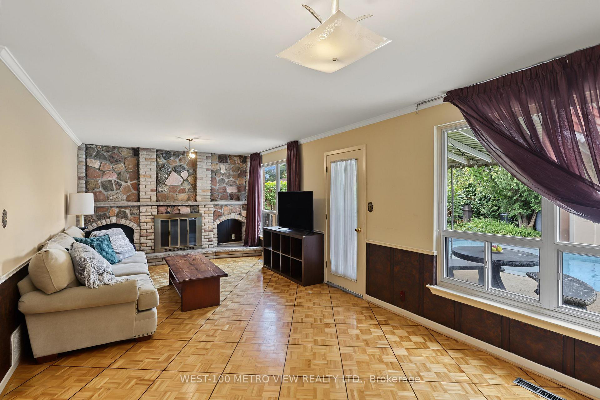 Photo 11 of 2163 Asta Drive, Mississauga, Cooksville — HOMEH