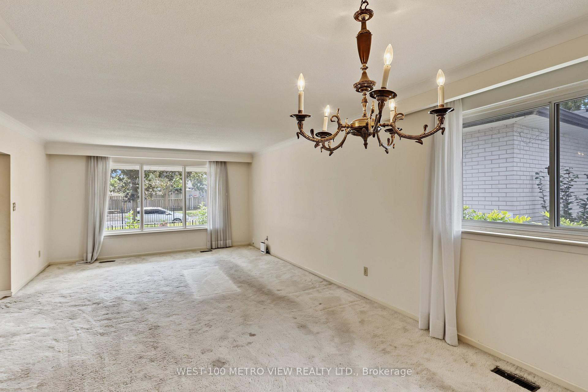 Photo 16 of 2163 Asta Drive, Mississauga, Cooksville — HOMEH