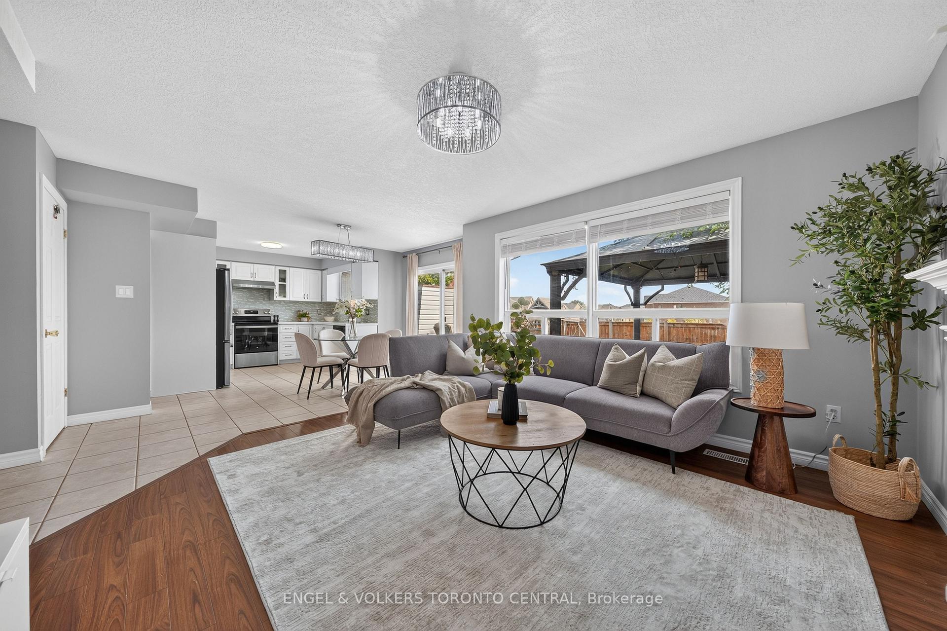 Photo of 43 Green Vista Drive