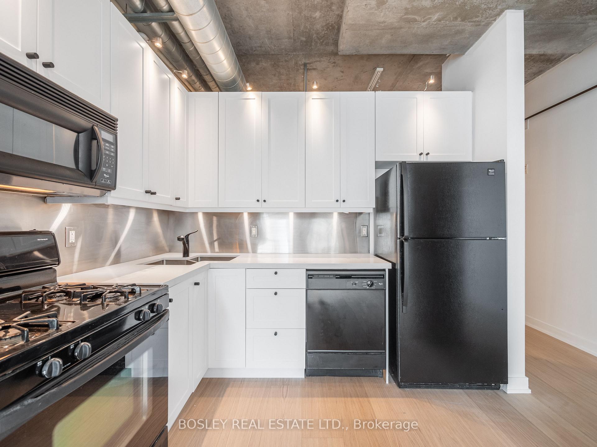 Photo 3 of Unit 203, 32 Stewart Street, Toronto, Waterfront Communities — HOMEH