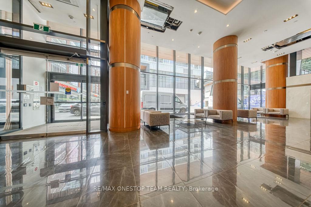 Photo 4 of Unit 1510, 17 Bathurst Street, Toronto, Waterfront Communities — HOMEH