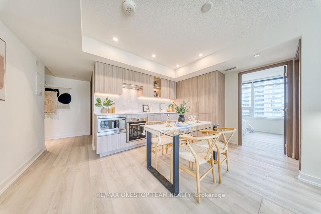 Photo 10 of Unit 1510, 17 Bathurst Street, Toronto, Waterfront Communities — HOMEH