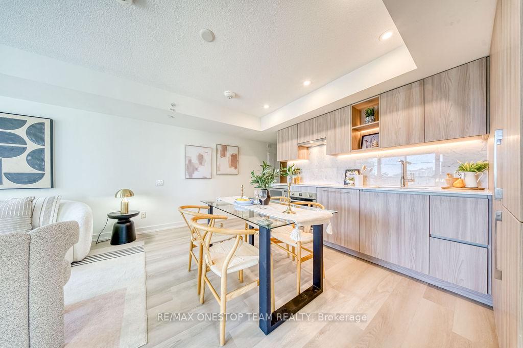 Photo 15 of Unit 1510, 17 Bathurst Street, Toronto, Waterfront Communities — HOMEH