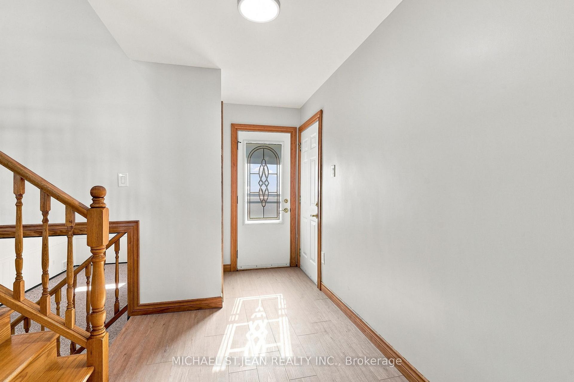 Photo 37 of 14 Green Forest Drive, Hamilton, Stoney Creek — HOMEH