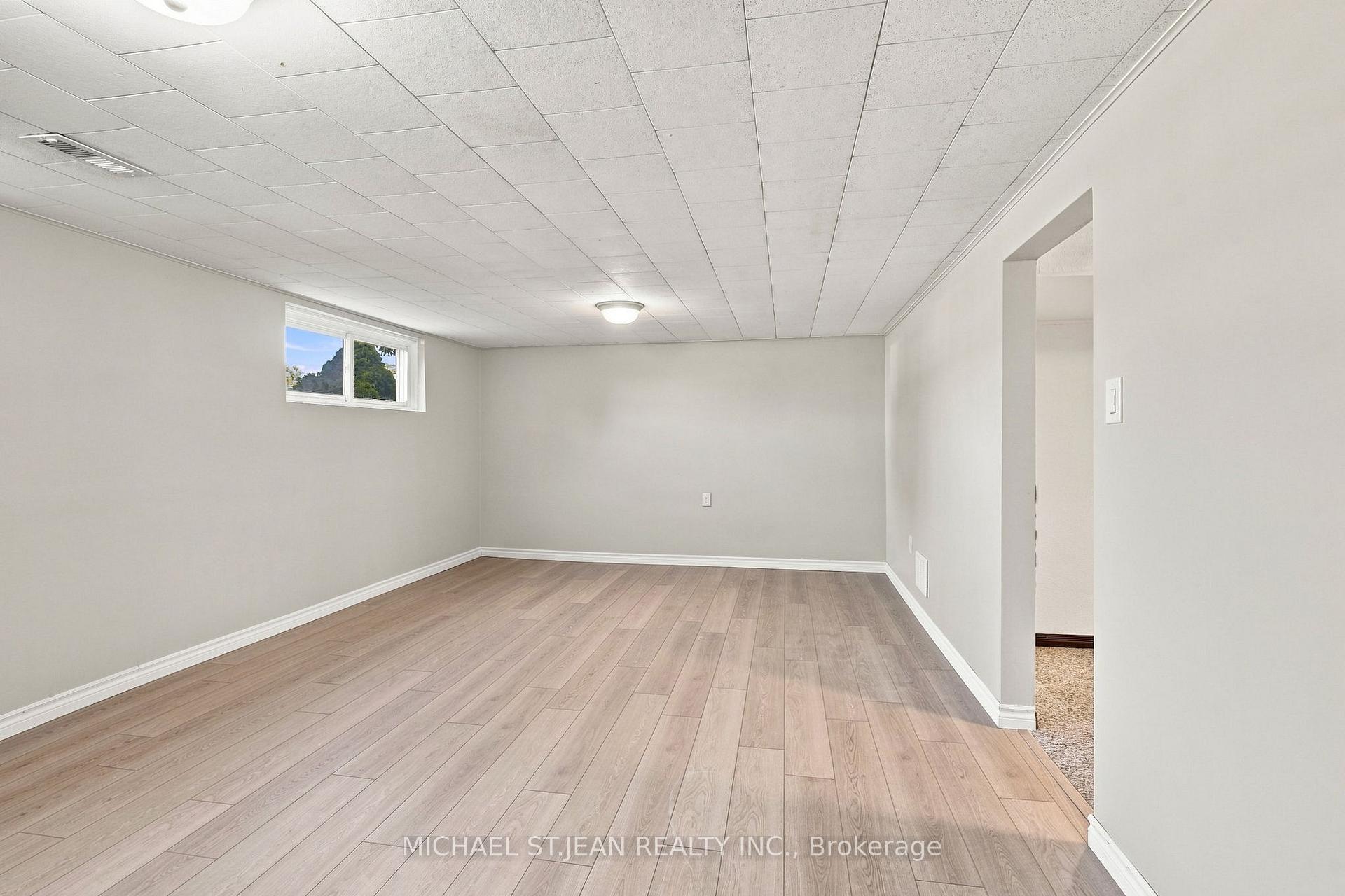 Photo 77 of 14 Green Forest Drive, Hamilton, Stoney Creek — HOMEH