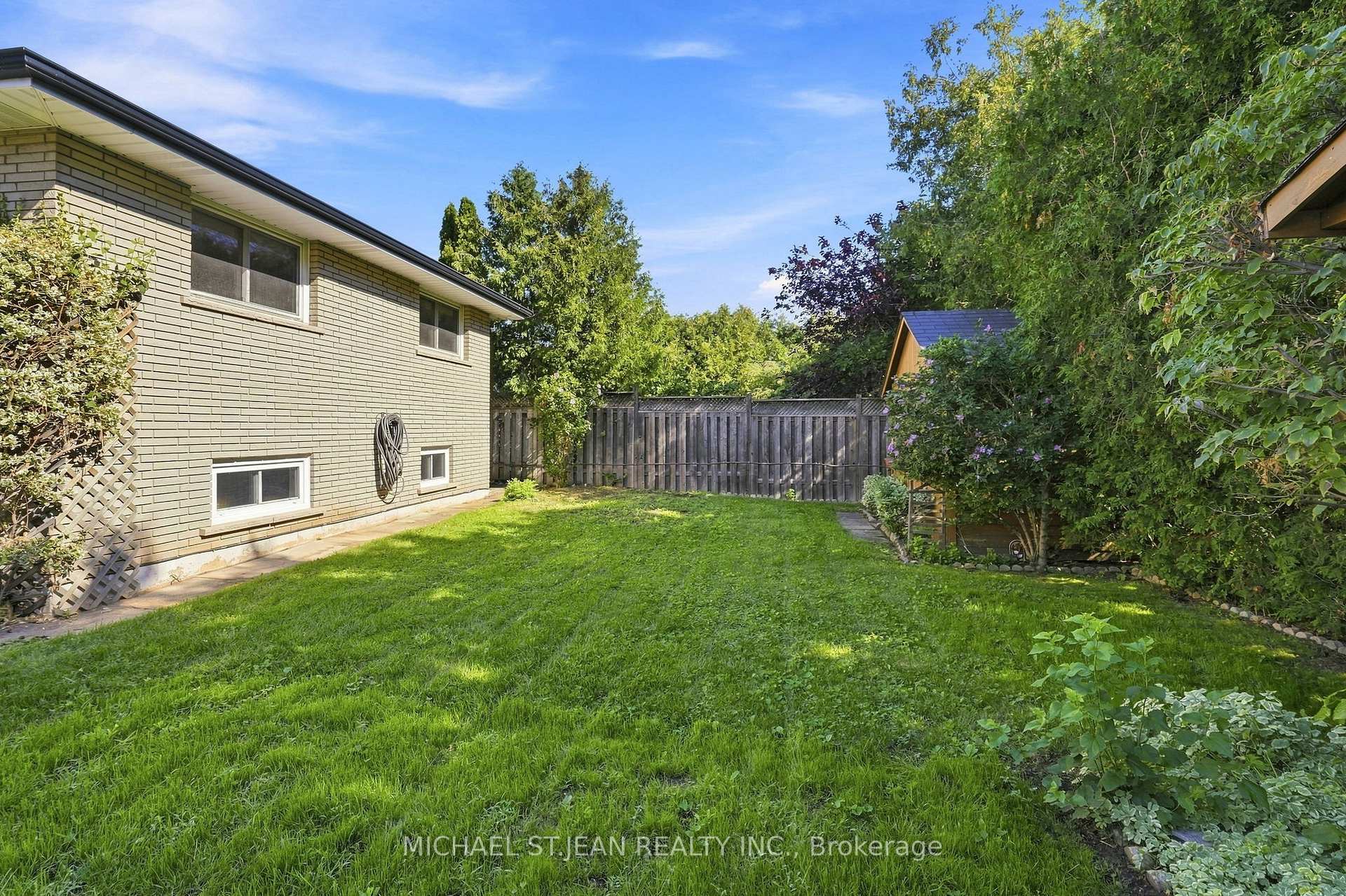 Photo 95 of 14 Green Forest Drive, Hamilton, Stoney Creek — HOMEH