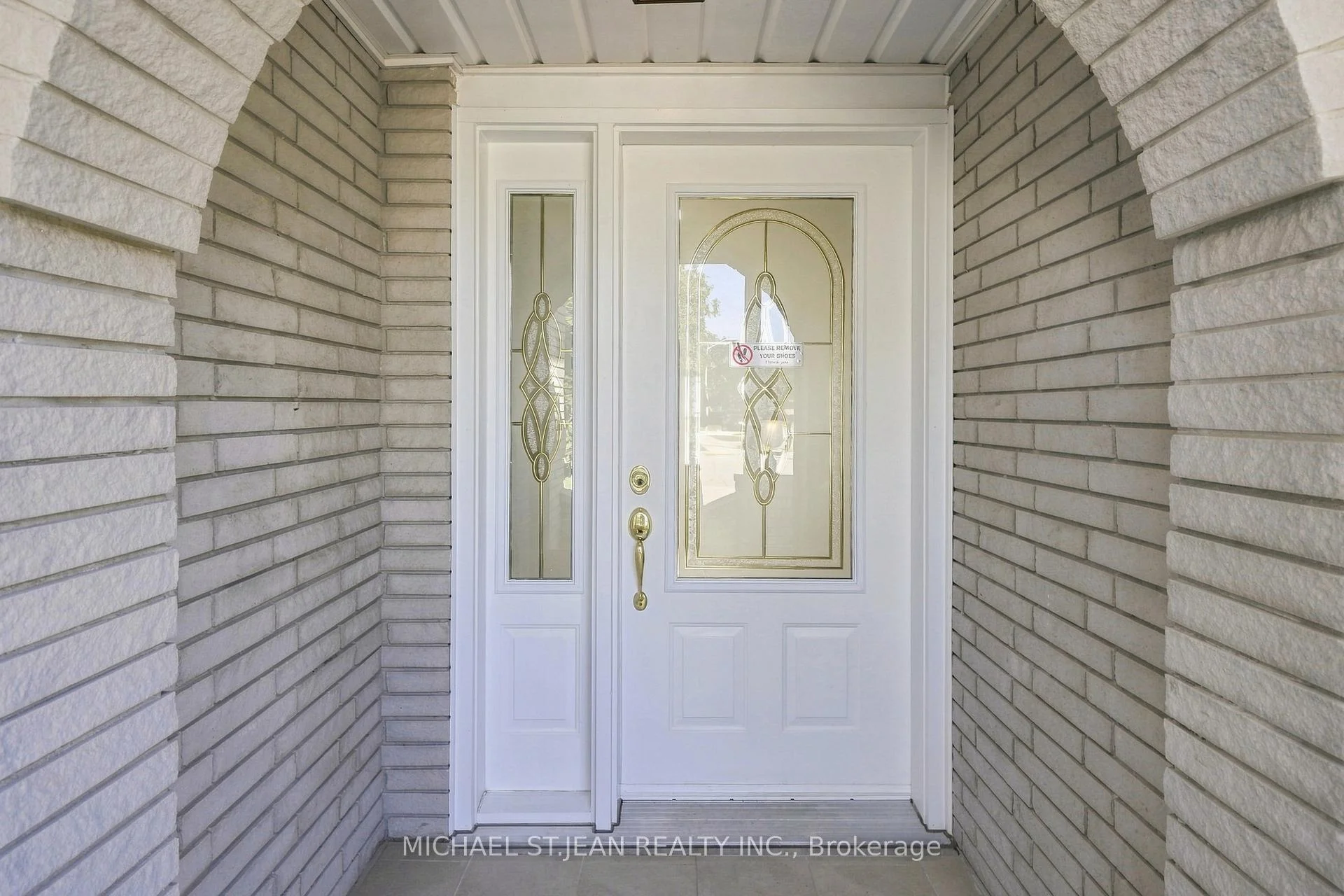 Photo 13 of 14 Green Forest Drive, Hamilton, Stoney Creek — HOMEH