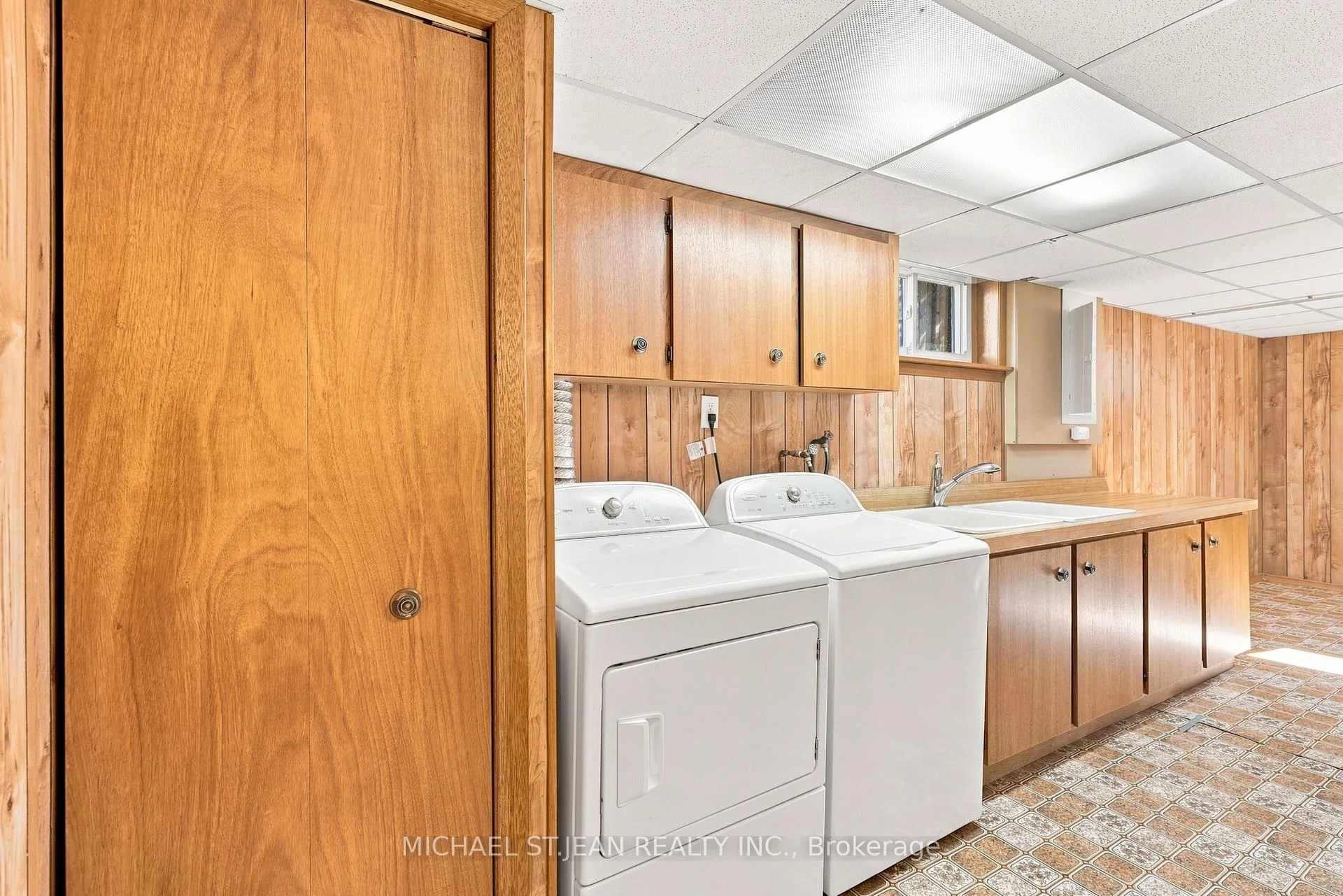 Photo 88 of 14 Green Forest Drive, Hamilton, Stoney Creek — HOMEH