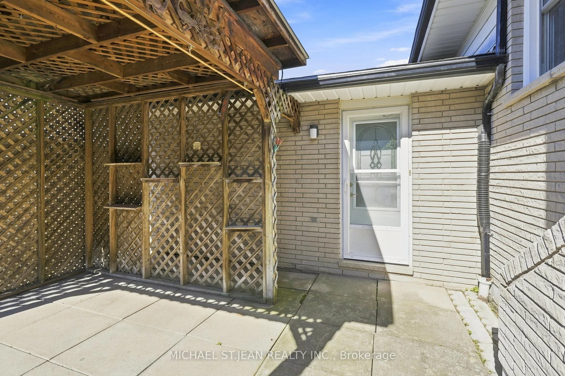 Photo 92 of 14 Green Forest Drive, Hamilton, Stoney Creek — HOMEH