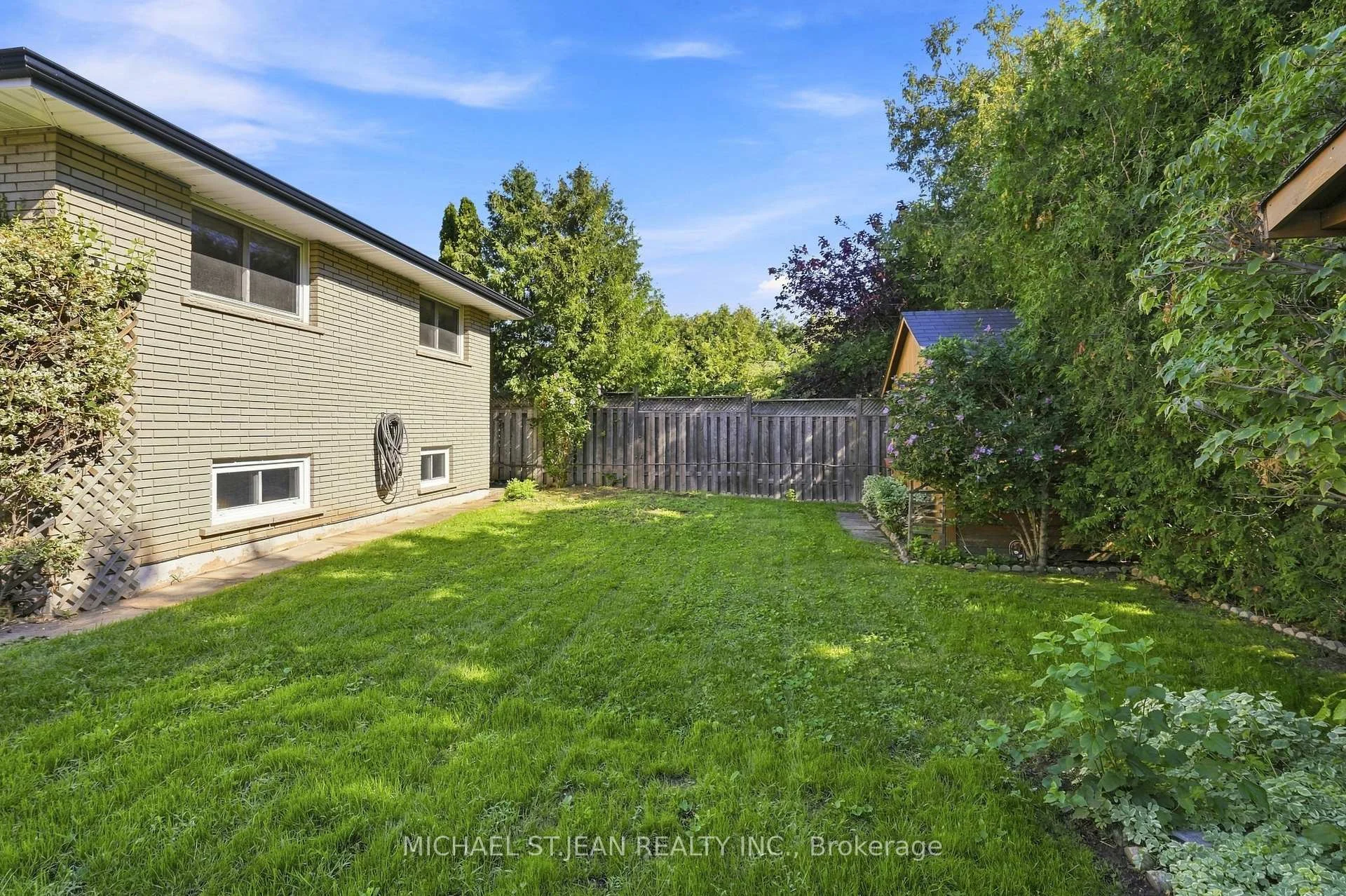 Photo 99 of 14 Green Forest Drive, Hamilton, Stoney Creek — HOMEH