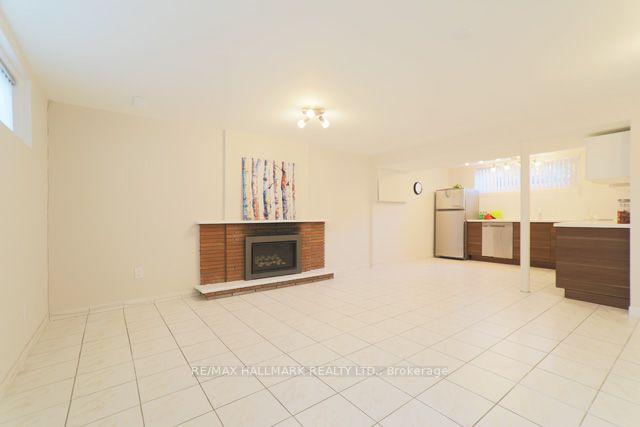 Photo 2 of Unit Lower, 45 Landfair Crescent, Scarborough, Woburn — HOMEH