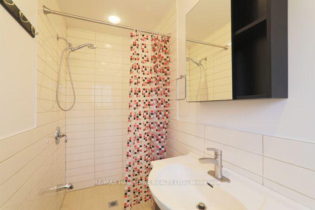 Photo 8 of Unit Lower, 45 Landfair Crescent, Scarborough, Woburn — HOMEH