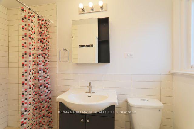 Photo 9 of Unit Lower, 45 Landfair Crescent, Scarborough, Woburn — HOMEH
