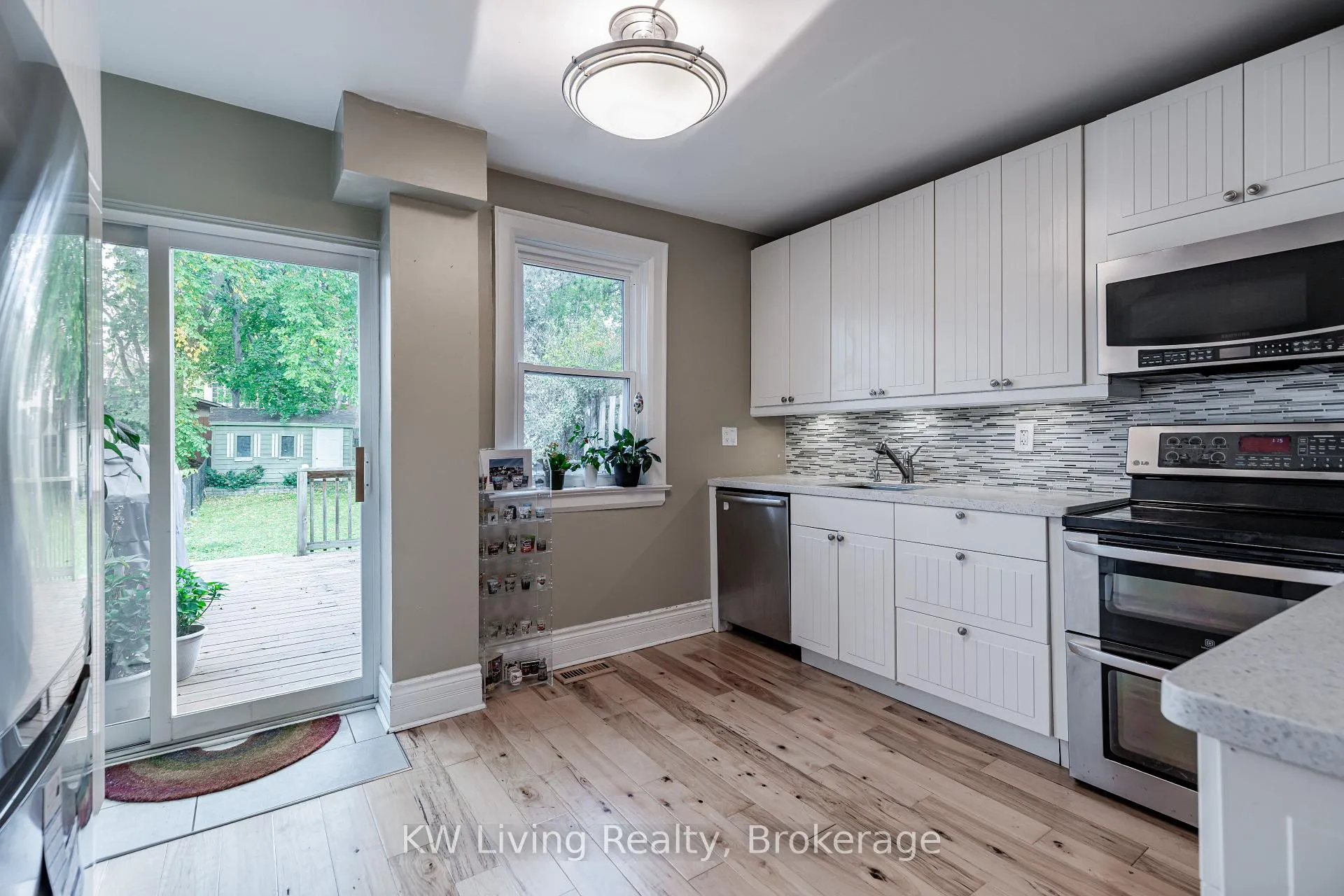 Photo 15 of 196 Fairlawn Avenue, Toronto, Lawrence Park North — HOMEH