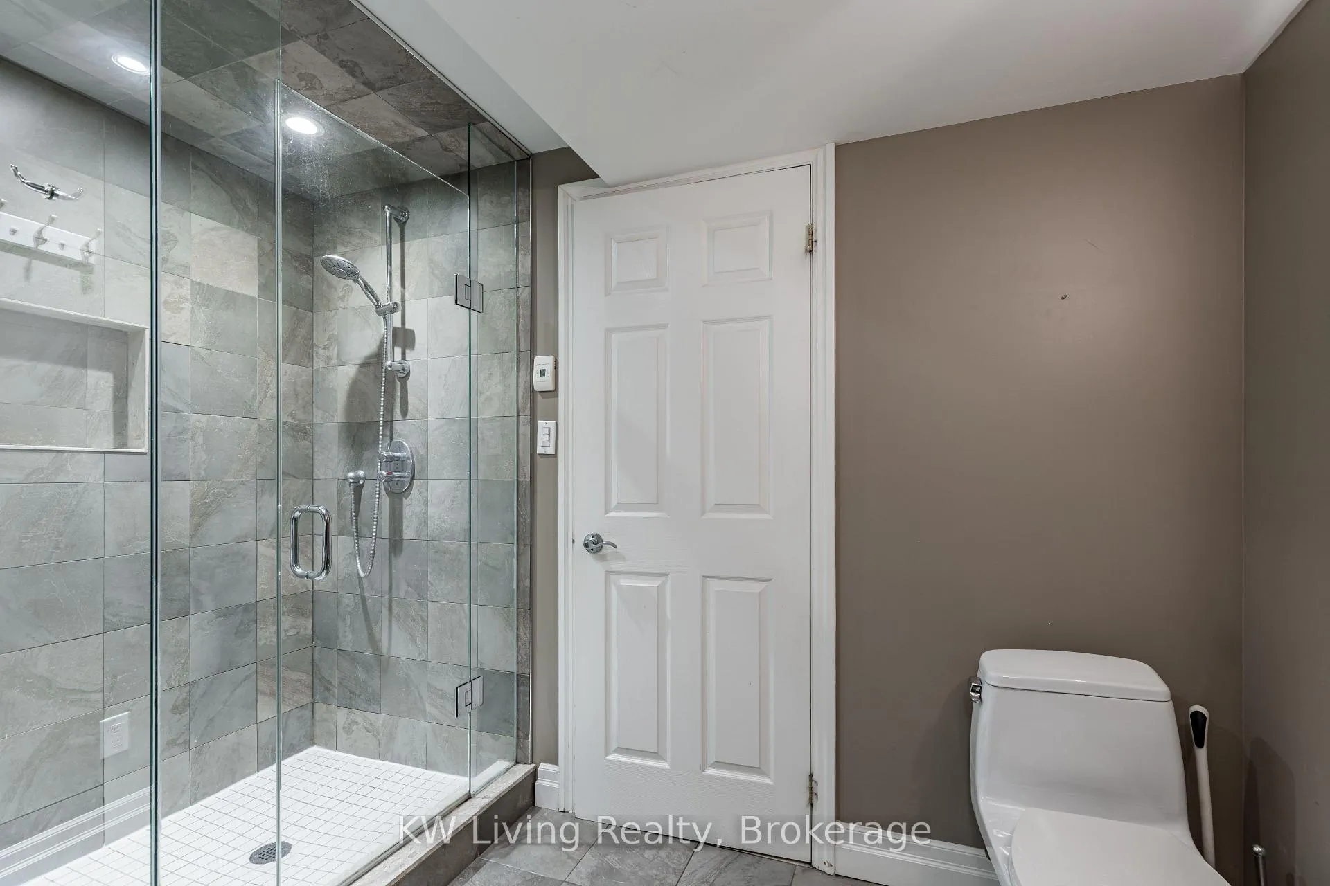 Photo 23 of 196 Fairlawn Avenue, Toronto, Lawrence Park North — HOMEH