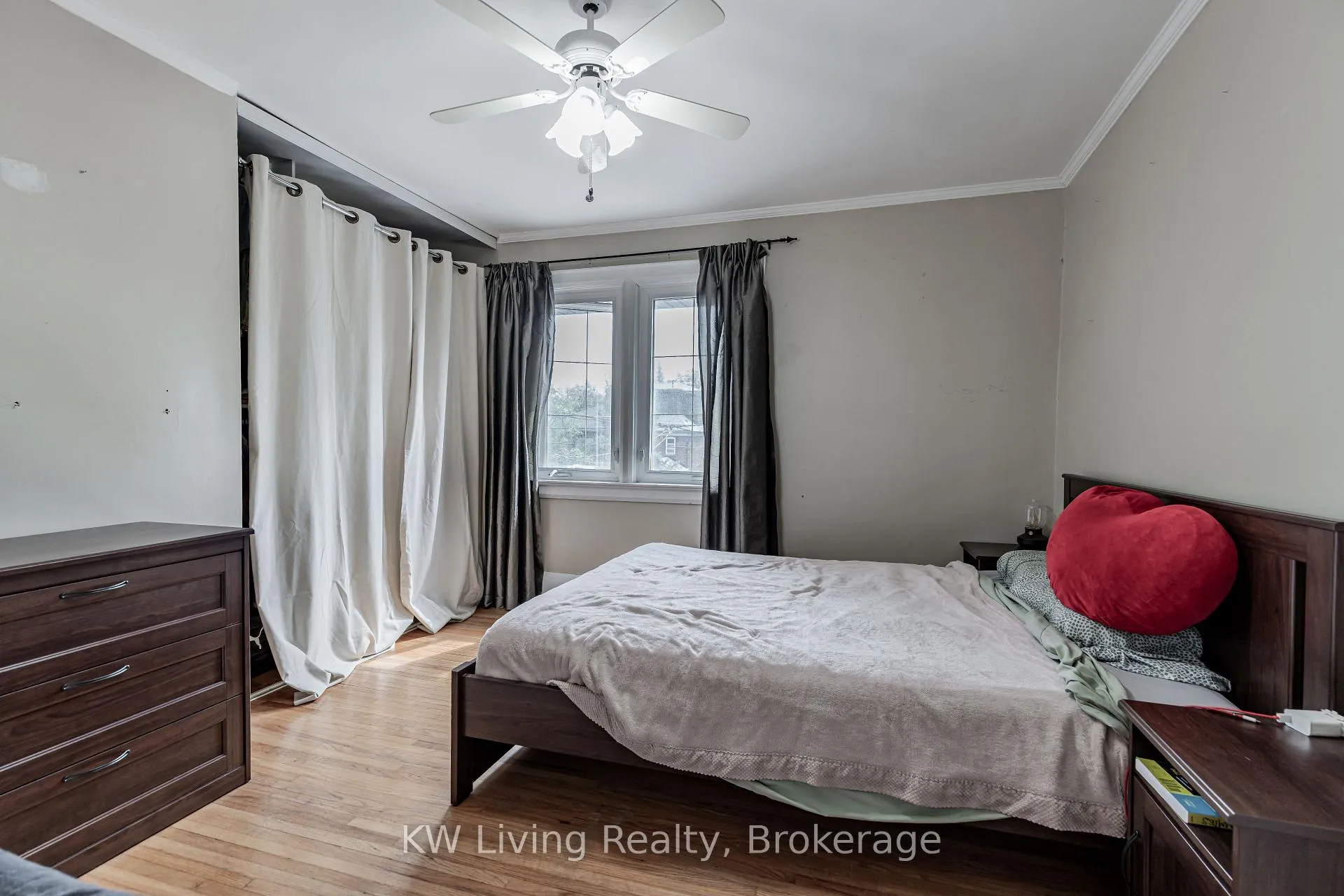 Photo 24 of 196 Fairlawn Avenue, Toronto, Lawrence Park North — HOMEH