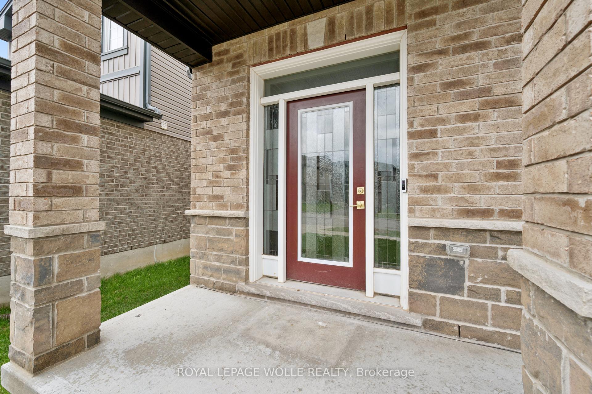 Photo 3 of 308 Freure Drive, Cambridge, Blair Road — HOMEH