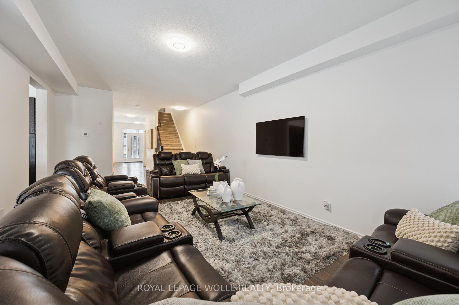 Photo 6 of 308 Freure Drive, Cambridge, Blair Road — HOMEH