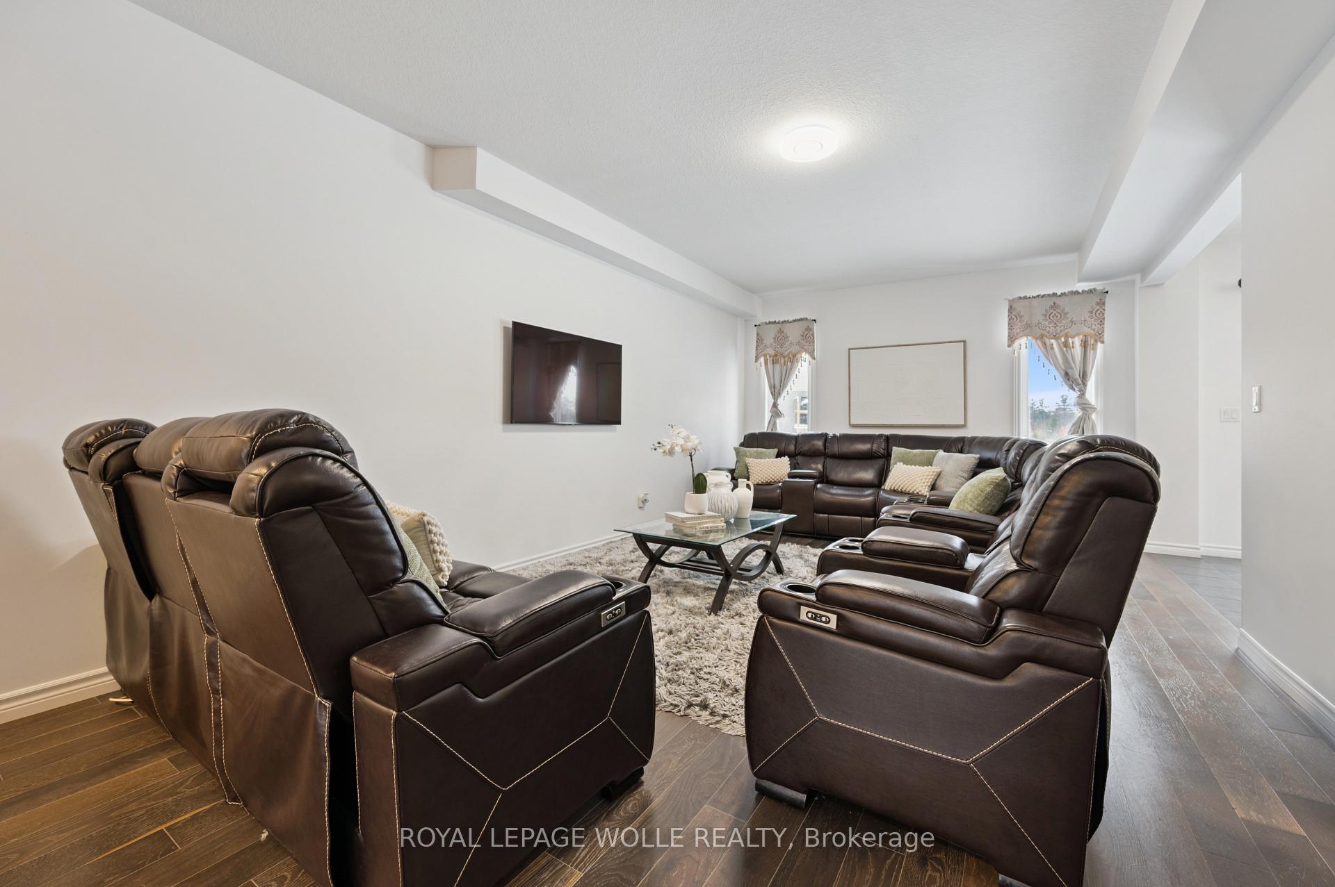 Photo 7 of 308 Freure Drive, Cambridge, Blair Road — HOMEH