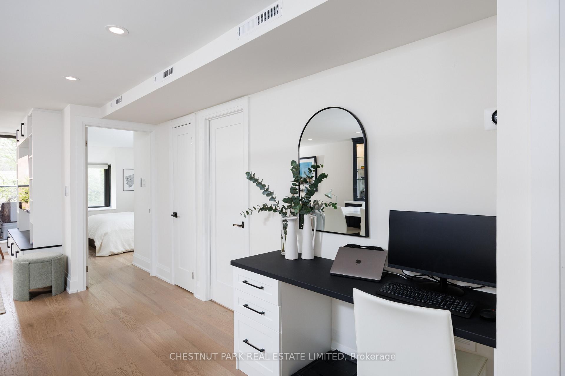 Photo 7 of Unit 203, 40 Oaklands Avenue, Toronto, Yonge-St. Clair — HOMEH