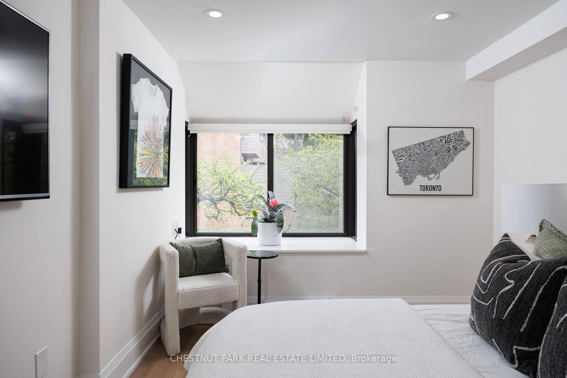 Photo 19 of Unit 203, 40 Oaklands Avenue, Toronto, Yonge-St. Clair — HOMEH