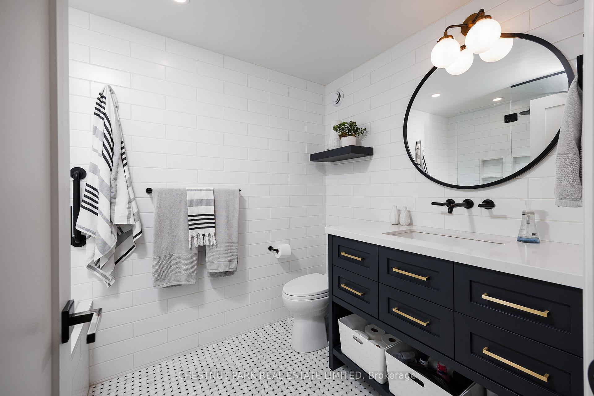 Photo 24 of Unit 203, 40 Oaklands Avenue, Toronto, Yonge-St. Clair — HOMEH
