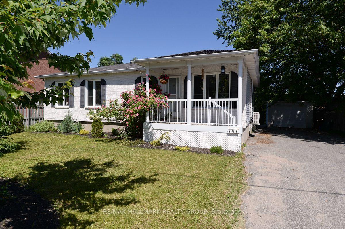 Photo 2 of 141 Corkstown Road, Ottawa, Crystal Beach — HOMEH