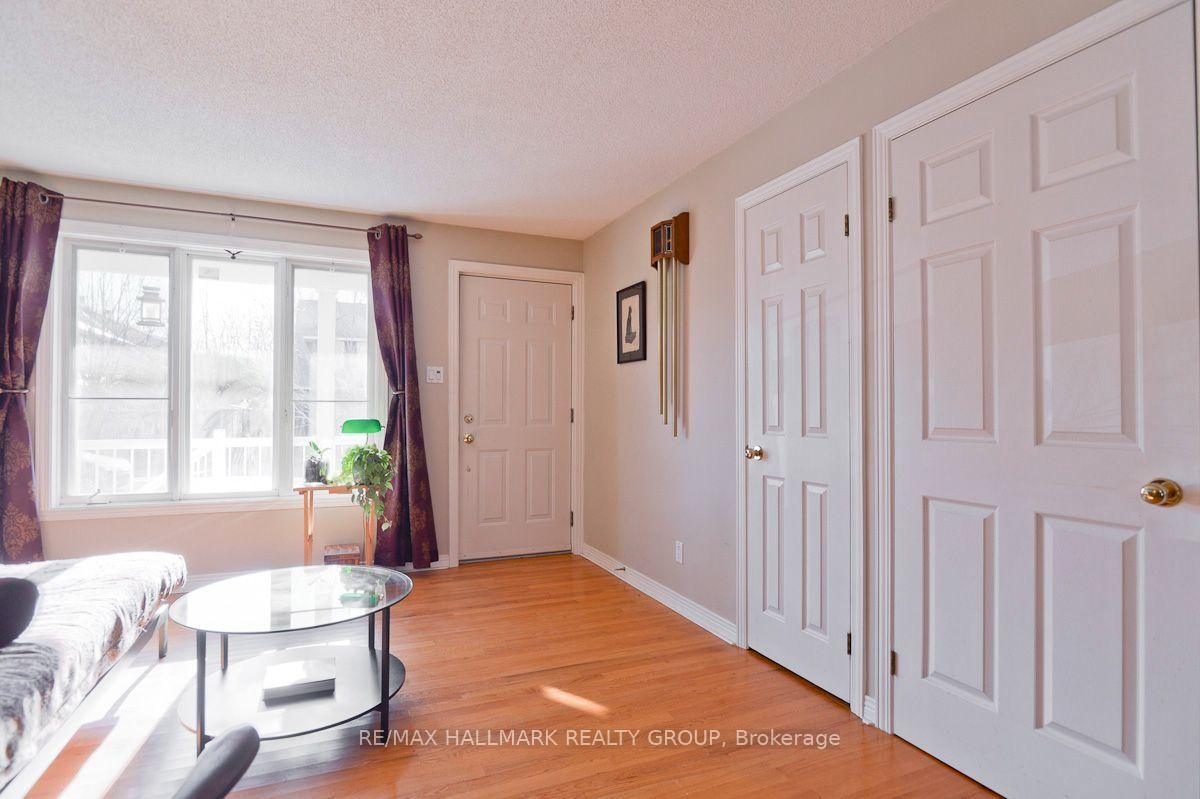 Photo 5 of 141 Corkstown Road, Ottawa, Crystal Beach — HOMEH
