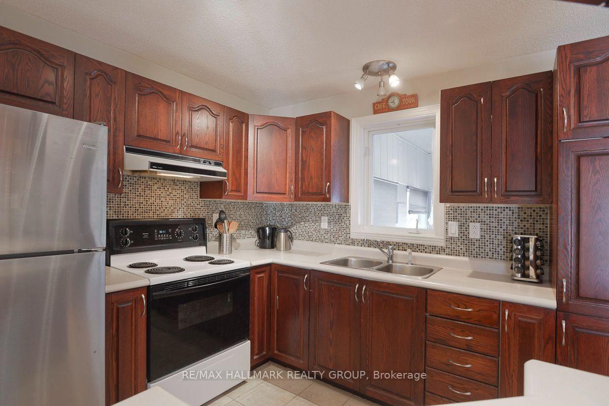 Photo 8 of 141 Corkstown Road, Ottawa, Crystal Beach — HOMEH