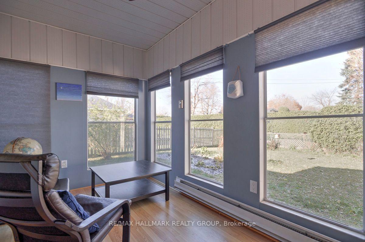 Photo 10 of 141 Corkstown Road, Ottawa, Crystal Beach — HOMEH