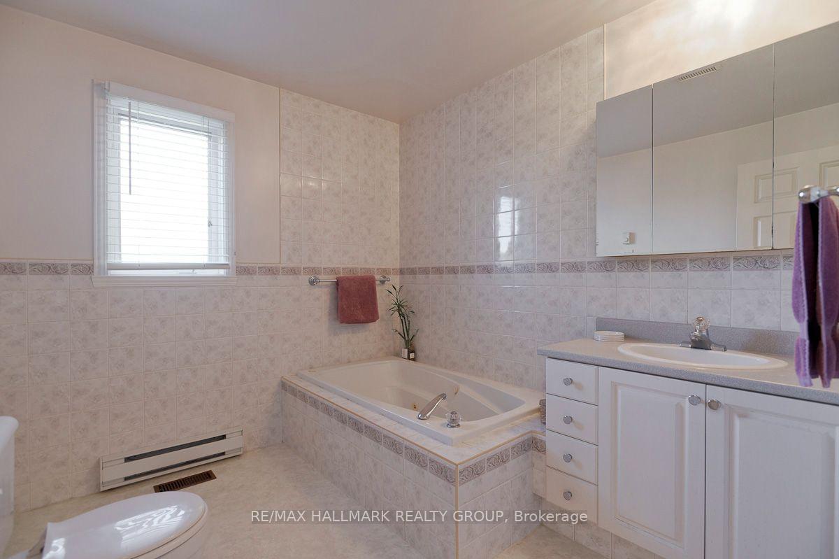Photo 16 of 141 Corkstown Road, Ottawa, Crystal Beach — HOMEH