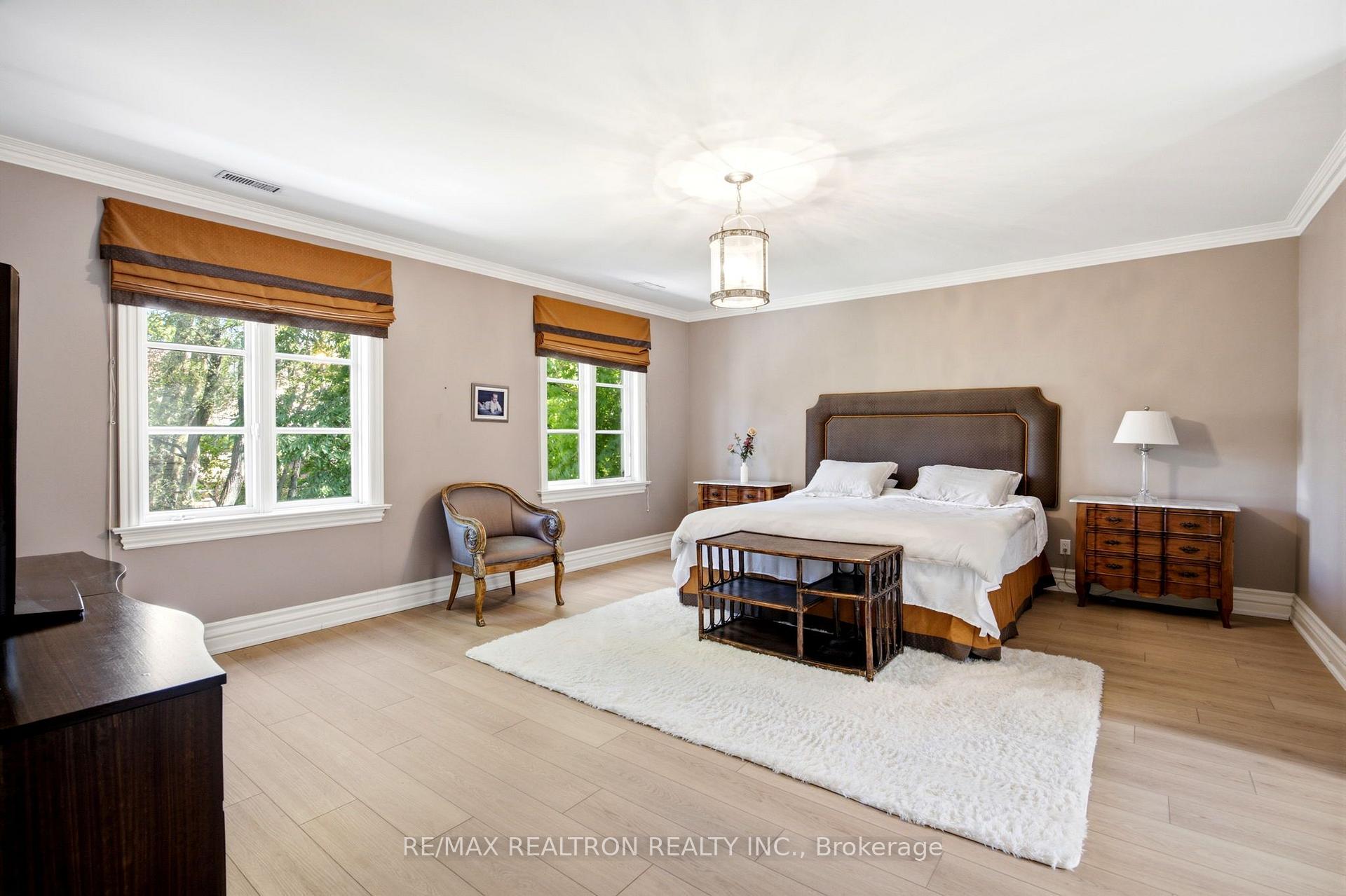 Photo 8 of 50 Viewmount Avenue, Toronto, Englemount-Lawrence — HOMEH