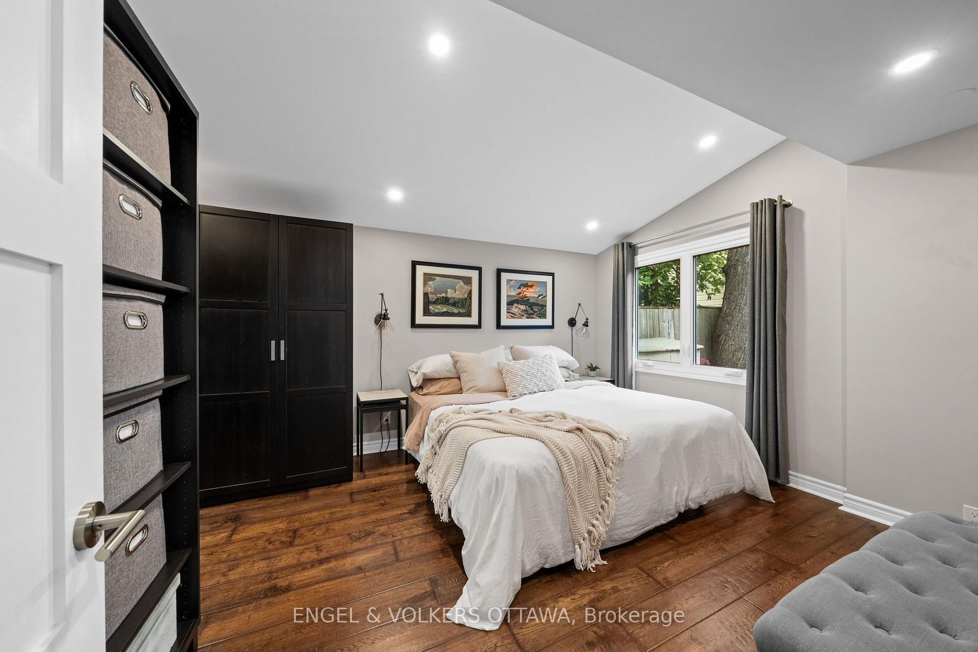 Photo 18 of 4 Avon Lane, Ottawa, New Edinburgh — HOMEH