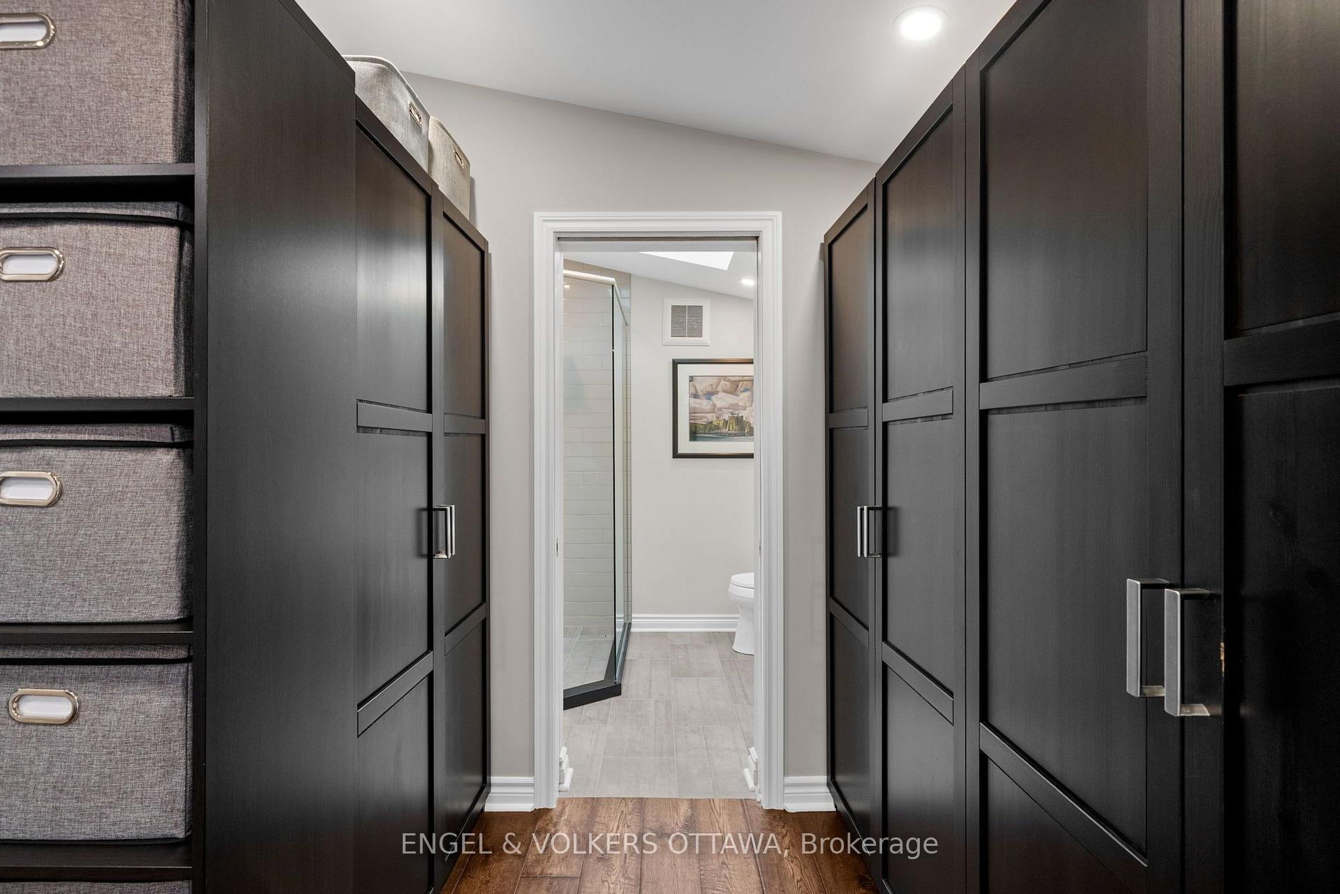 Photo 21 of 4 Avon Lane, Ottawa, New Edinburgh — HOMEH