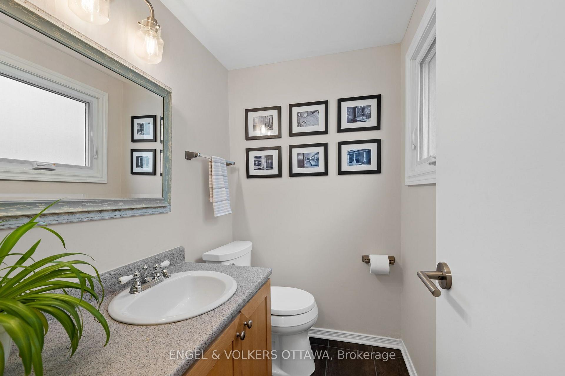 Photo 23 of 4 Avon Lane, Ottawa, New Edinburgh — HOMEH