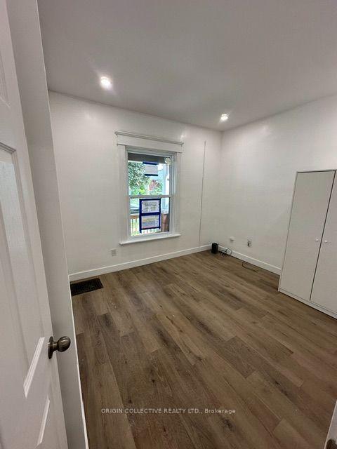 Photo 8 of Unit 2, 22 wells Avenue, Brantford, North Park/Wood St. — HOMEH